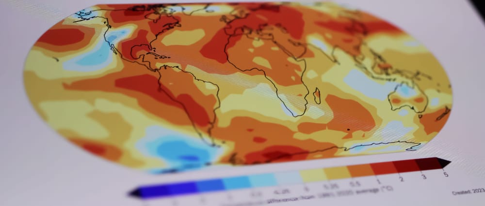 Wie Regierungen und Milliardäre den Klimajournalismus auf Einseitigkeit trimmen | Von Norbert Häring Beitragsbild