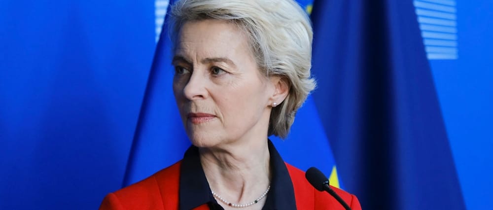 Die Tiefschattenseite der EU-Sonnenkönigin von der Leyen | Von Friedhelm Klinkhammer und Volker Bräutigam Beitragsbild